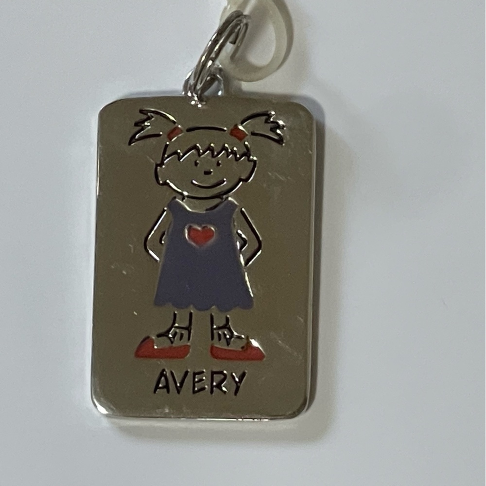 GANZ Kids Name Tag Charm ID Backpack Pull "AVERY"